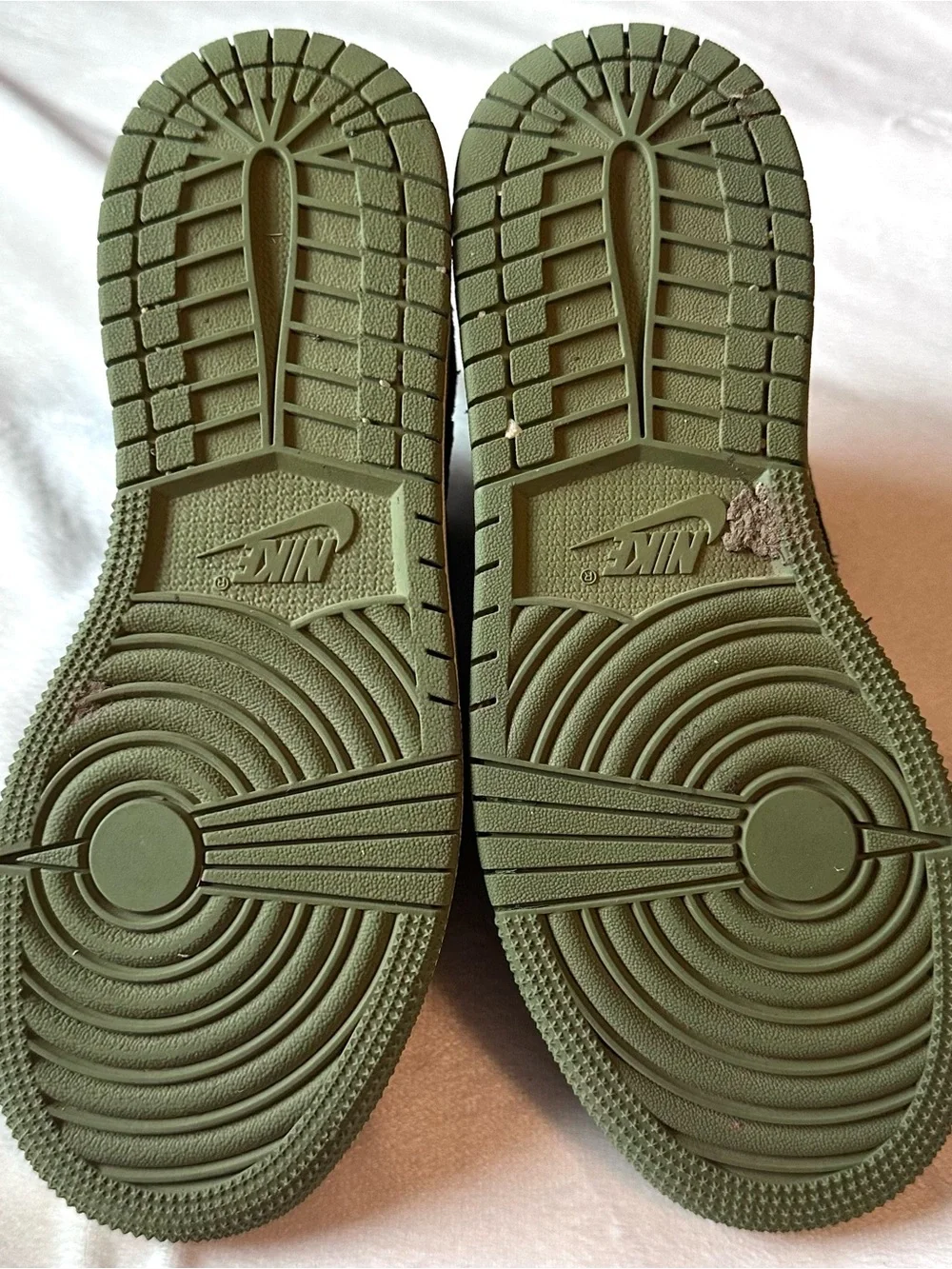 Nike Air Jordan 1 Mid SE Craft (GS) Shoes 4Y Youth Anthracite Olive FD5847-003